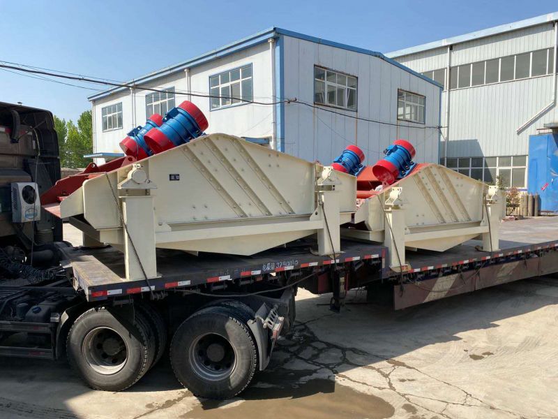 廣東客戶2臺(tái)脫水篩裝車發(fā)貨現(xiàn)場(chǎng)