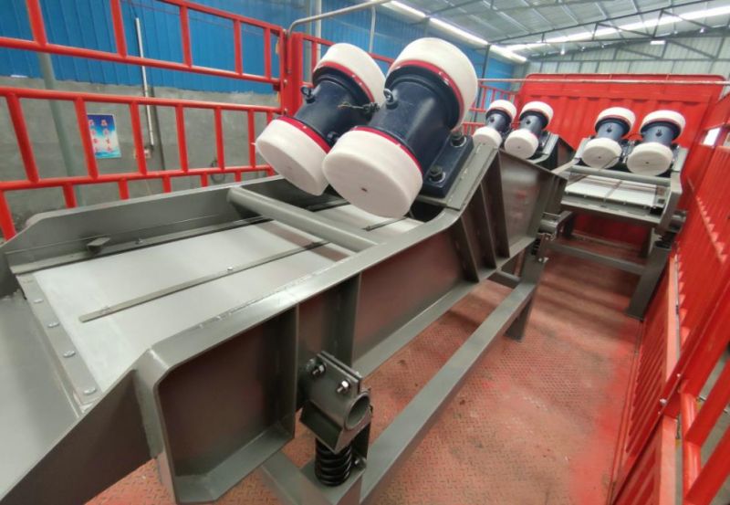 湖南客戶3臺(tái)脫水篩裝車發(fā)貨現(xiàn)場(chǎng)