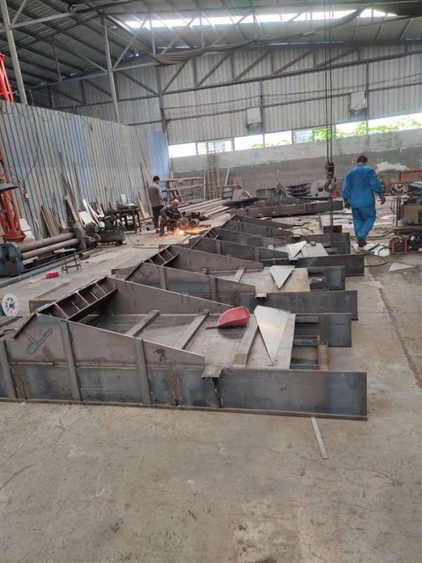 生產(chǎn)車間一直在加班加點生產(chǎn)制作各種設(shè)備，歡迎咨詢下單！