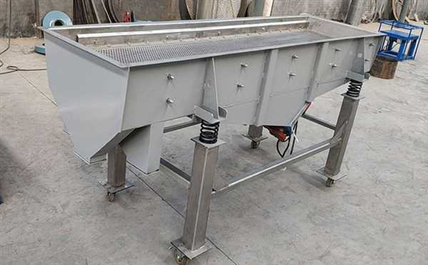 石英砂直線振動篩快速分級！