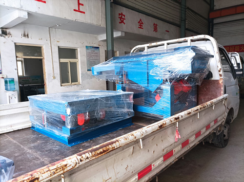 振動(dòng)平臺(tái)、直線篩發(fā)貨