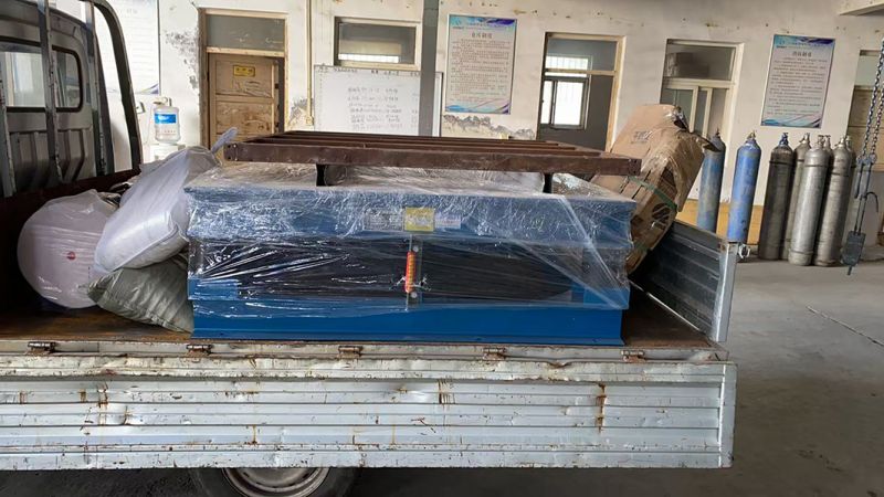 振動(dòng)平臺(tái)發(fā)貨