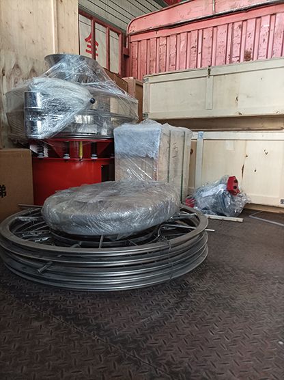 旋振篩、網架、電機、檢驗篩等發(fā)貨