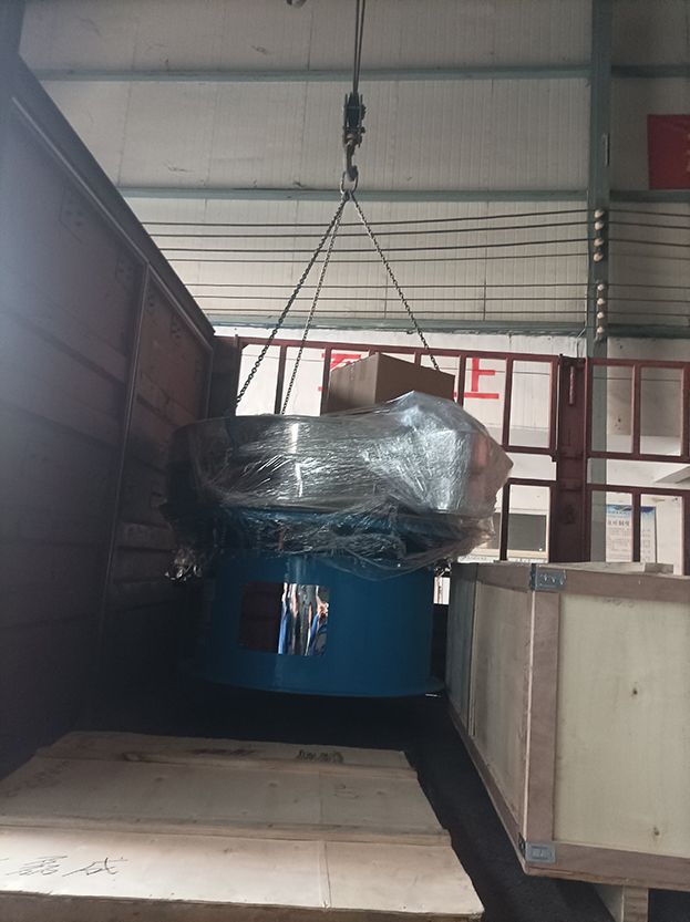 旋振篩、網(wǎng)架等發(fā)貨